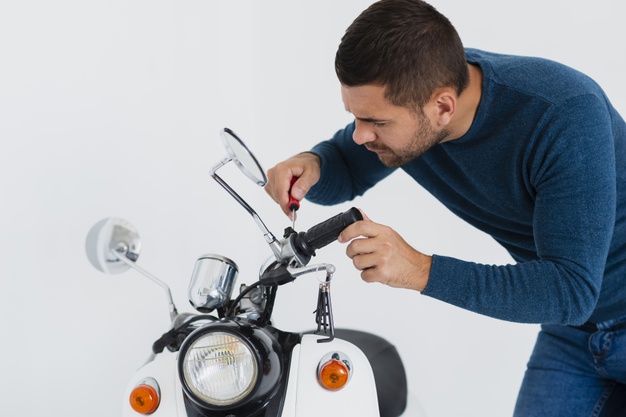 Com todos esses cuidados diários e rotineiros com a moto, você terá em mãos uma moto segura